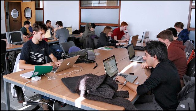 Informatika dan Perannya di Era Digital